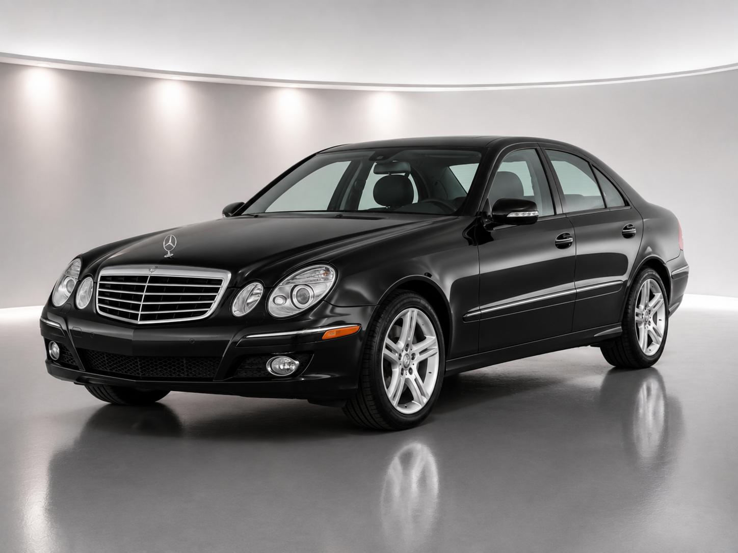 Black Mercedes E-Class 350 2009 premium sedan